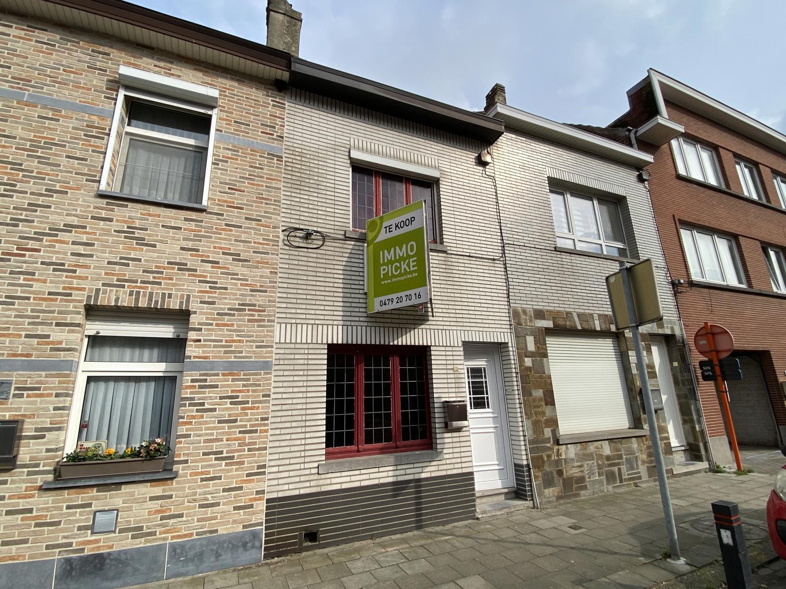 OPTIE Rijwoning met twee slaapkamers en inrichtbare zolder – Immo Pické