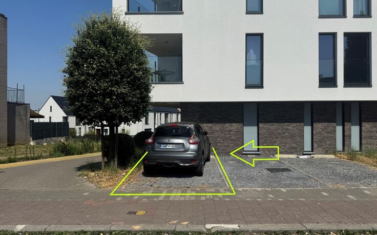 Buitenstaanplaats te huur in Sint-Pieters-Leeuw