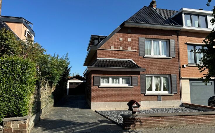 Eengezinswoning te koop in Sint-Pieters-Leeuw