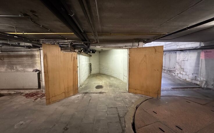 Garage (ferme) &agrave; vendre &agrave; Anderlecht