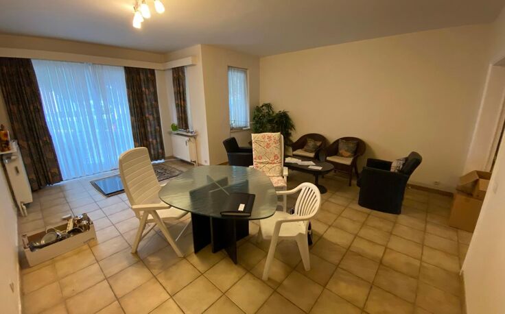 Gelijkvloerse verdieping te koop in Sint-Pieters-Woluwe