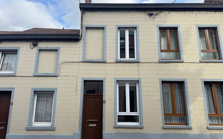 Maison unifamiliale à louer à Halle