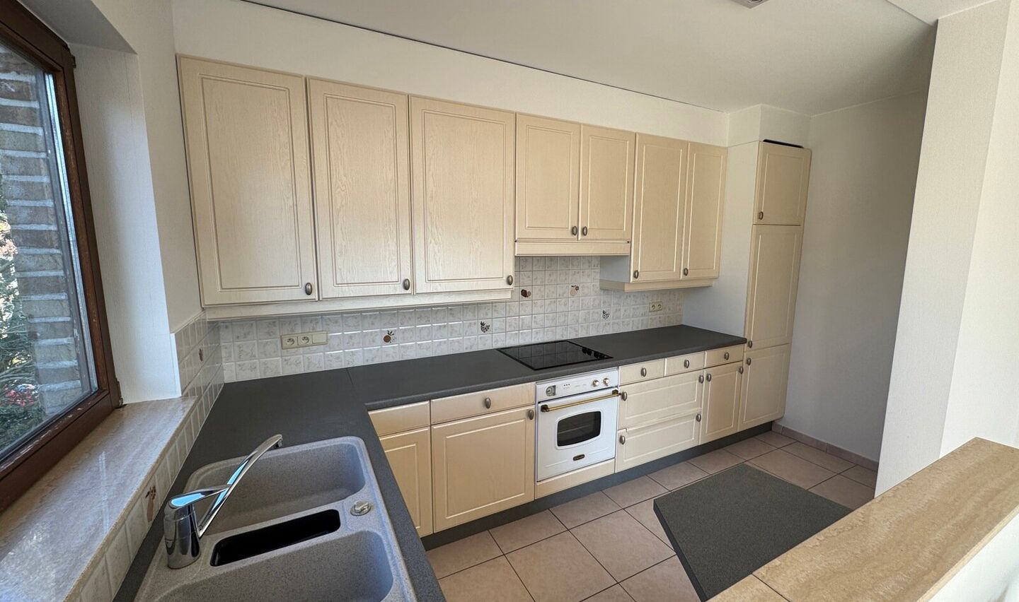 Appartement &agrave; louer &agrave; Sint-Pieters-Leeuw