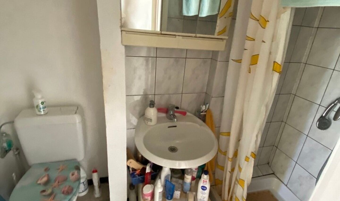 Appartementsgebouw te koop in Vorst