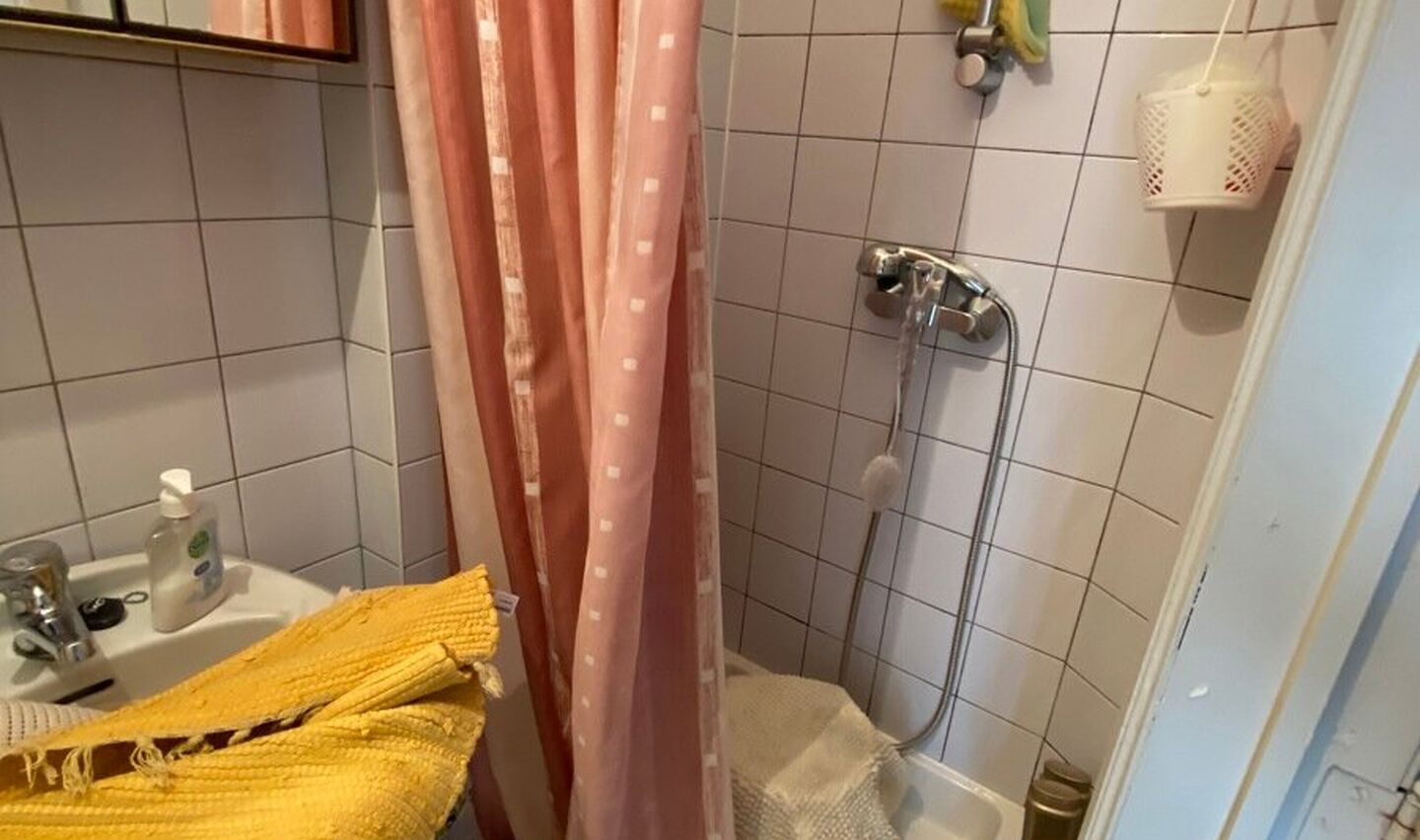 Appartementsgebouw te koop in Vorst