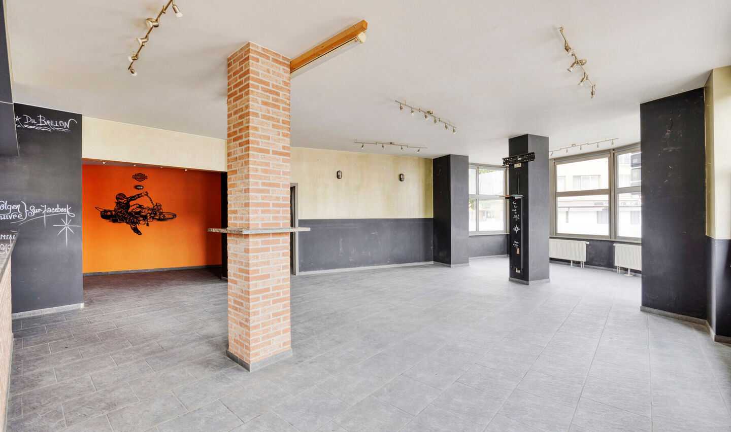 Appartementsgebouw te koop in Zellik