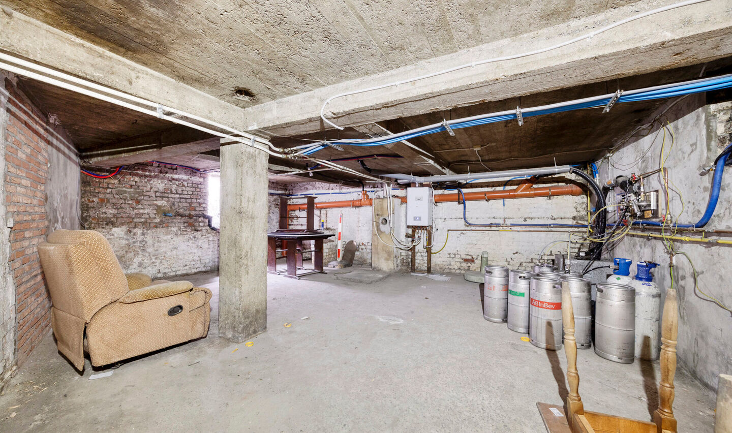 Appartementsgebouw te koop in Zellik