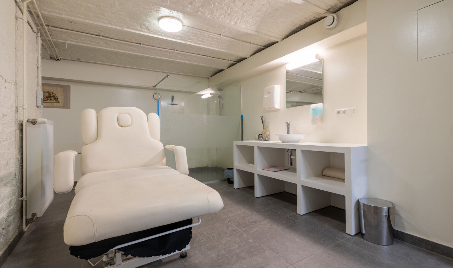 Assistentiewoning te koop in Halle