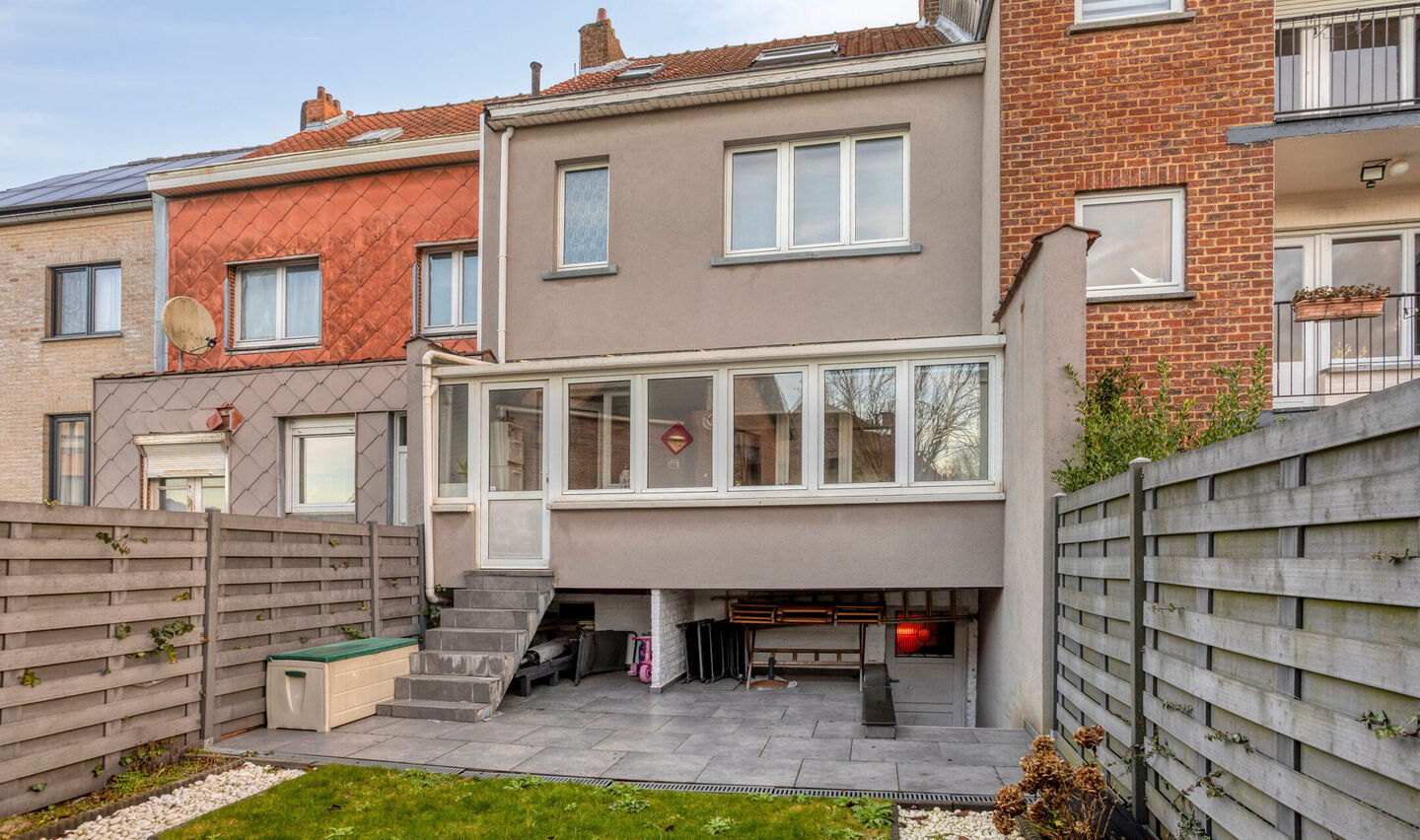Bel-&eacute;tage &agrave; vendre &agrave; Sint-Pieters-Leeuw