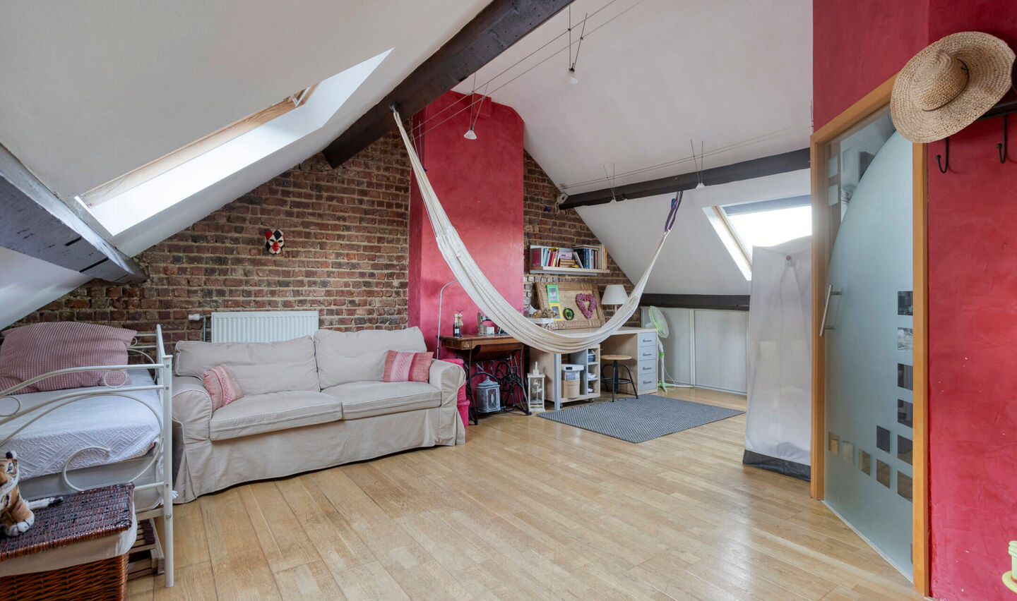 Bel-etage te koop in Sint-Pieters-Leeuw