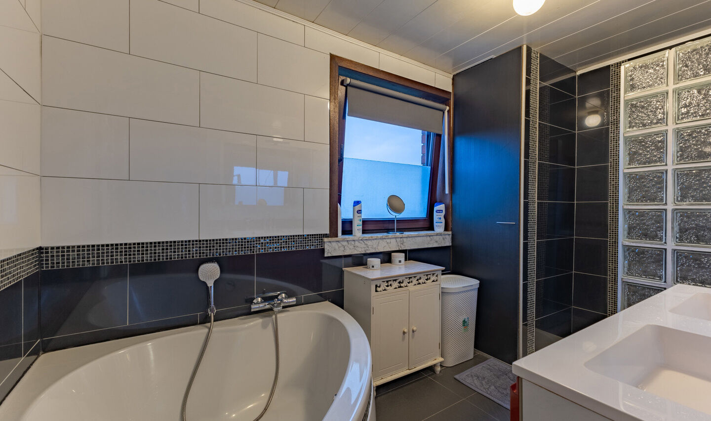 Bel-etage te koop in Sint-Pieters-Leeuw