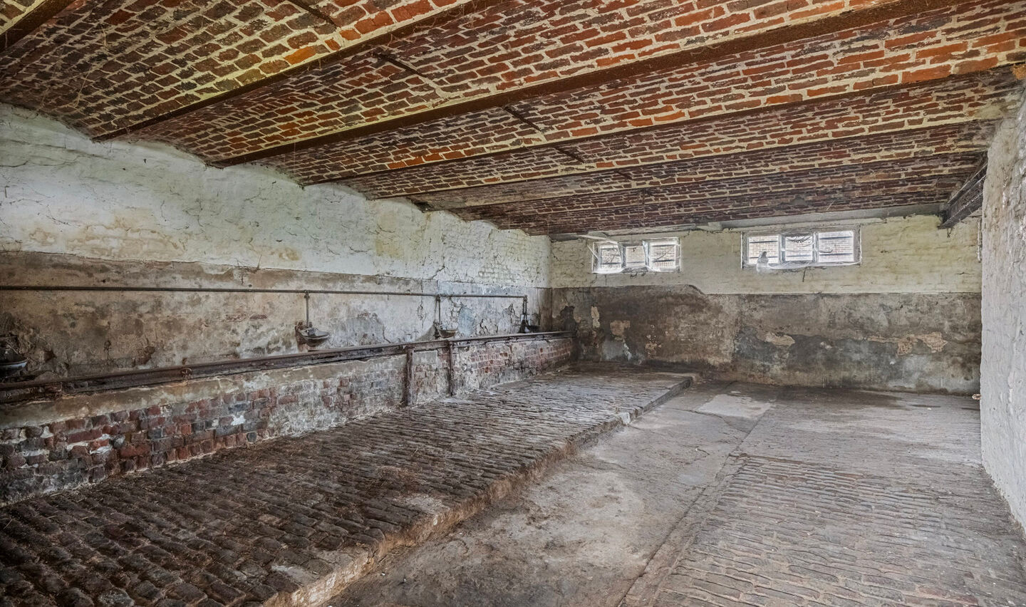 Boerderij te koop in Vlezenbeek