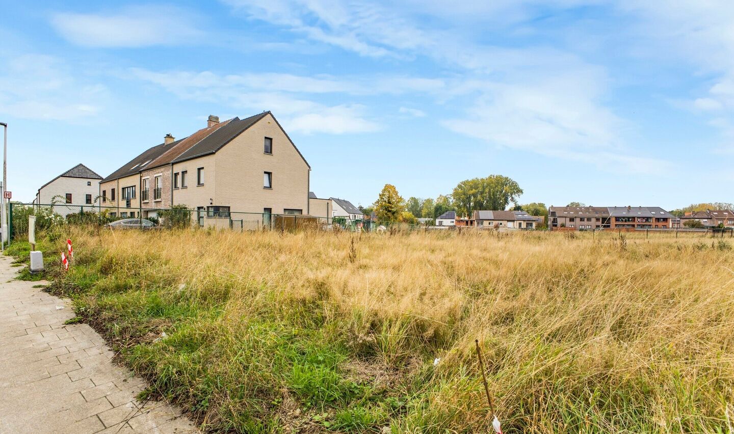 Bouwgrond te koop in Sint-Pieters-Leeuw