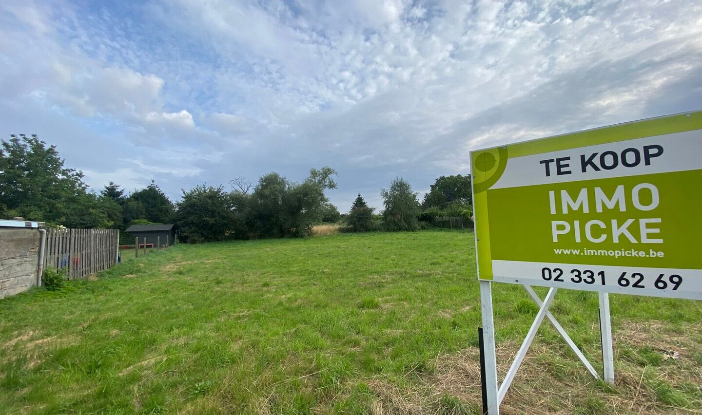 Bouwgrond te koop in Sint-Pieters-Leeuw