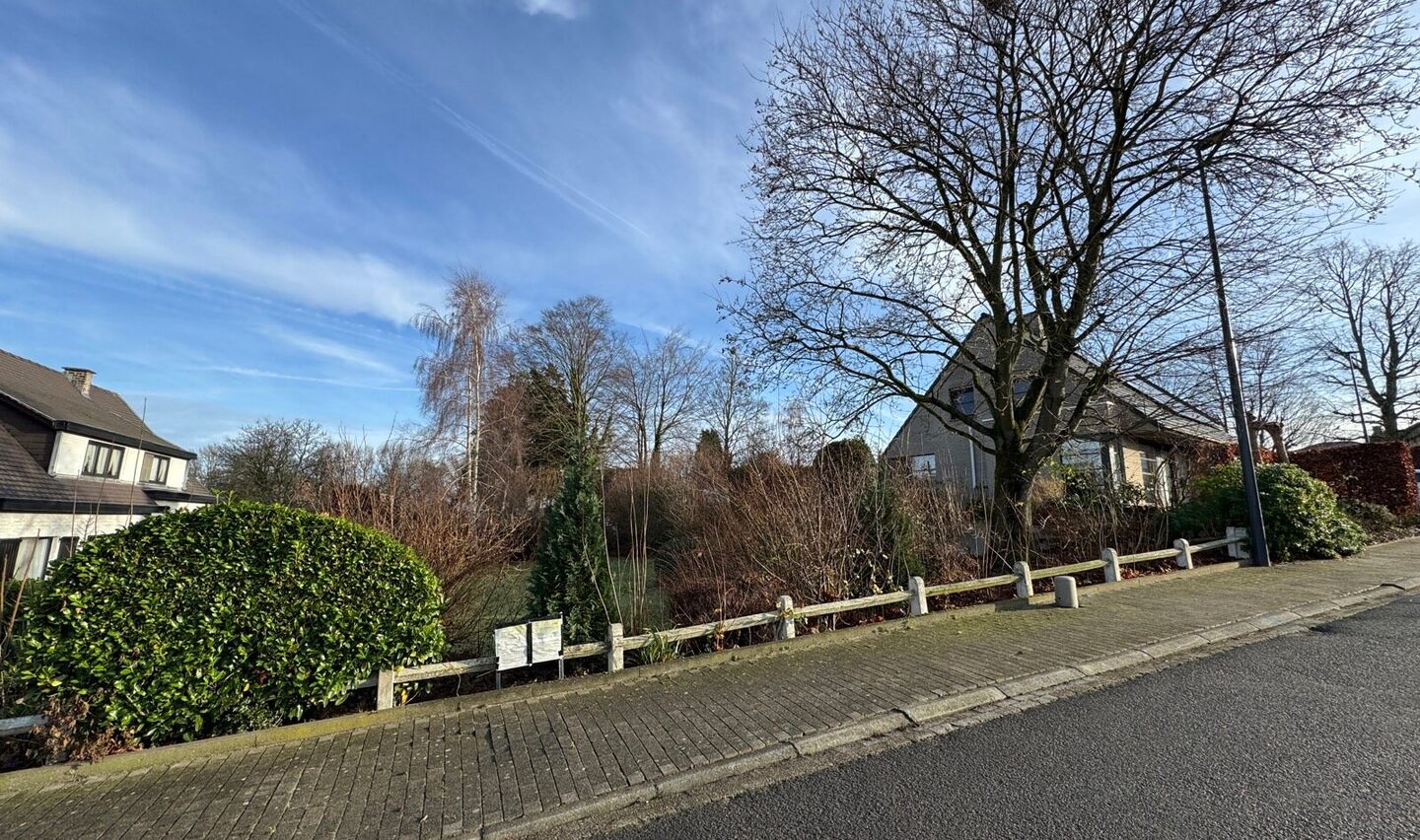 Bouwgrond te koop in Sint-Pieters-Leeuw
