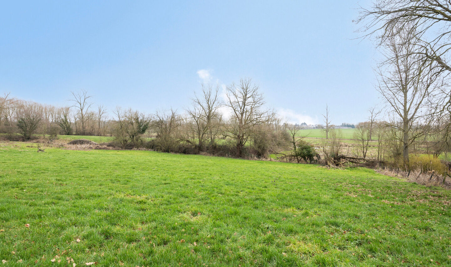 Bouwgrond te koop in Sint-Pieters-Leeuw