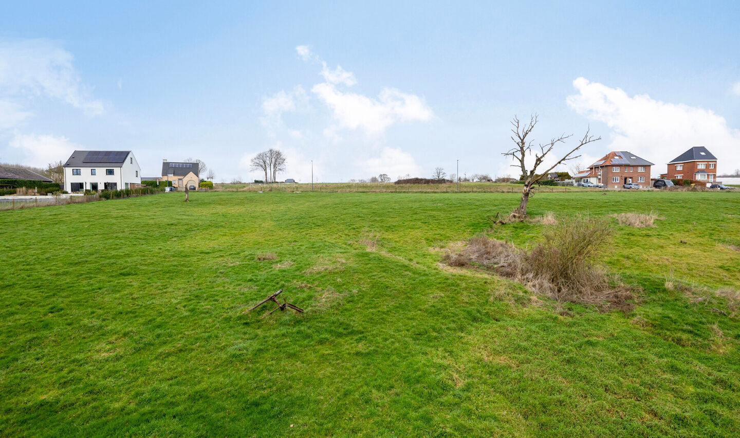 Bouwgrond te koop in Sint-Pieters-Leeuw
