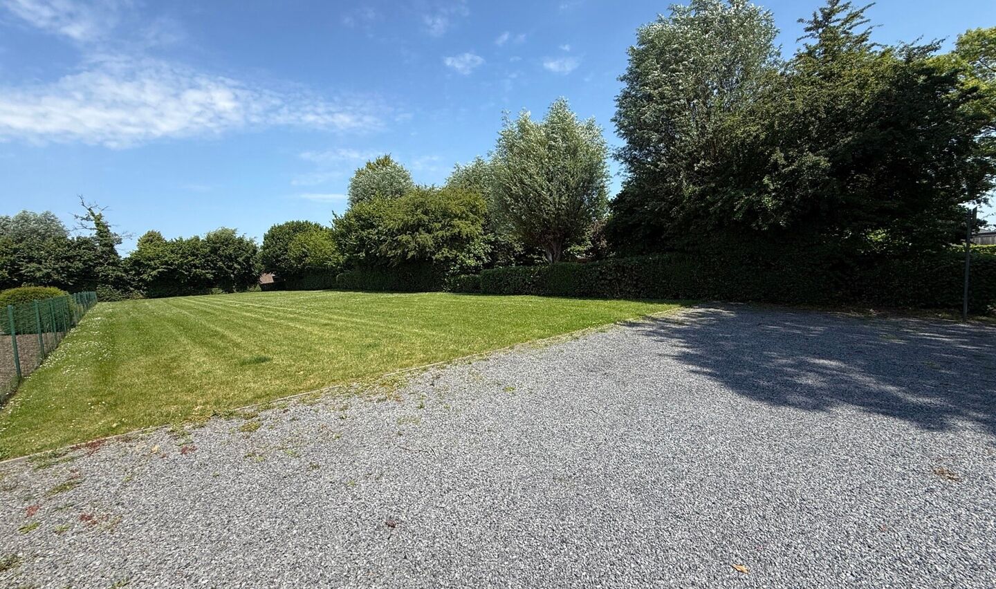 Bouwgrond te koop in Sint-Pieters-Leeuw