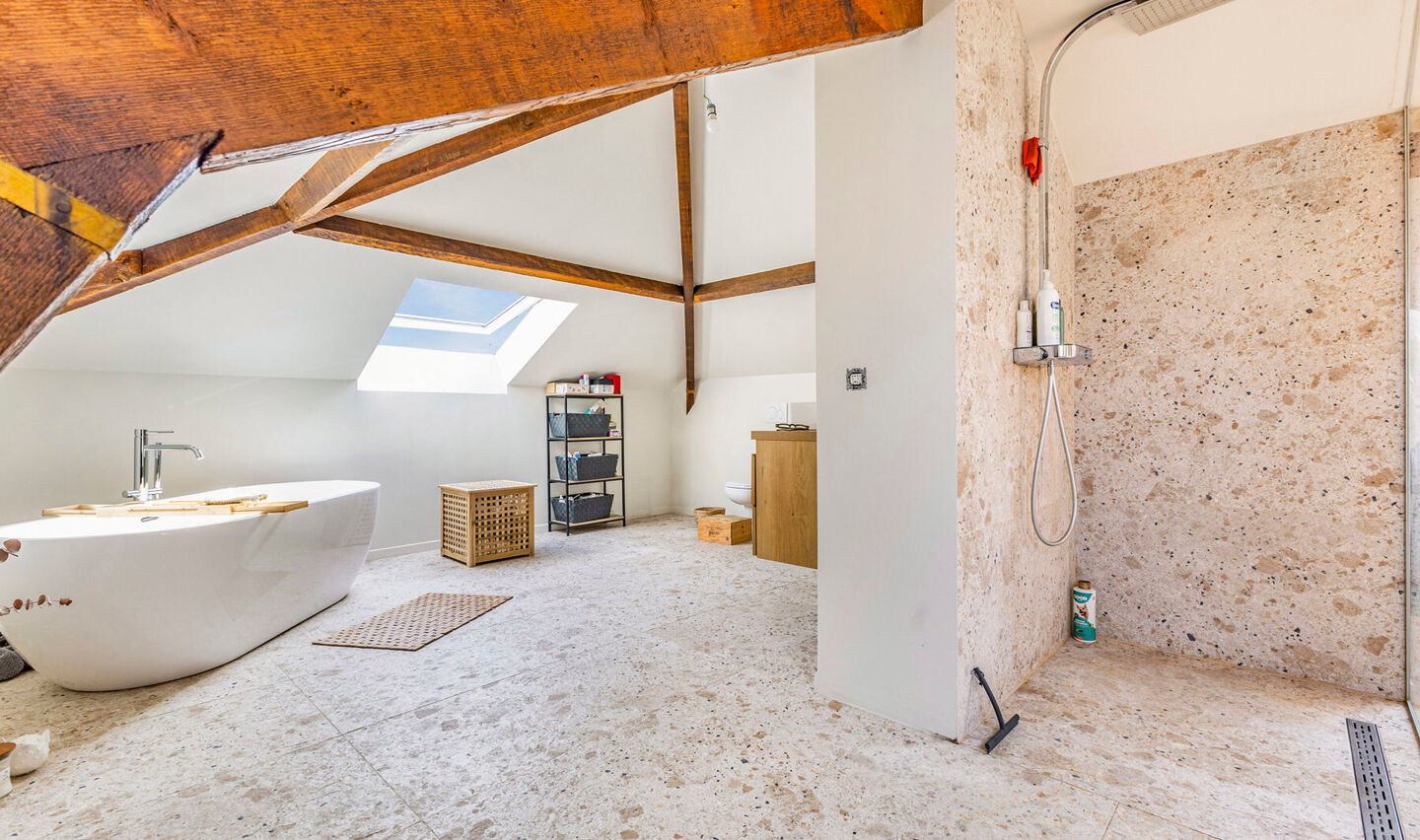 Buitengewoon huis te koop in Sint-Pieters-Leeuw