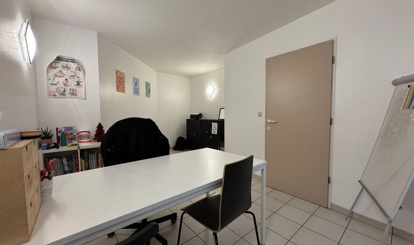 Bureaux &agrave; louer &agrave; Sint-Pieters-Leeuw