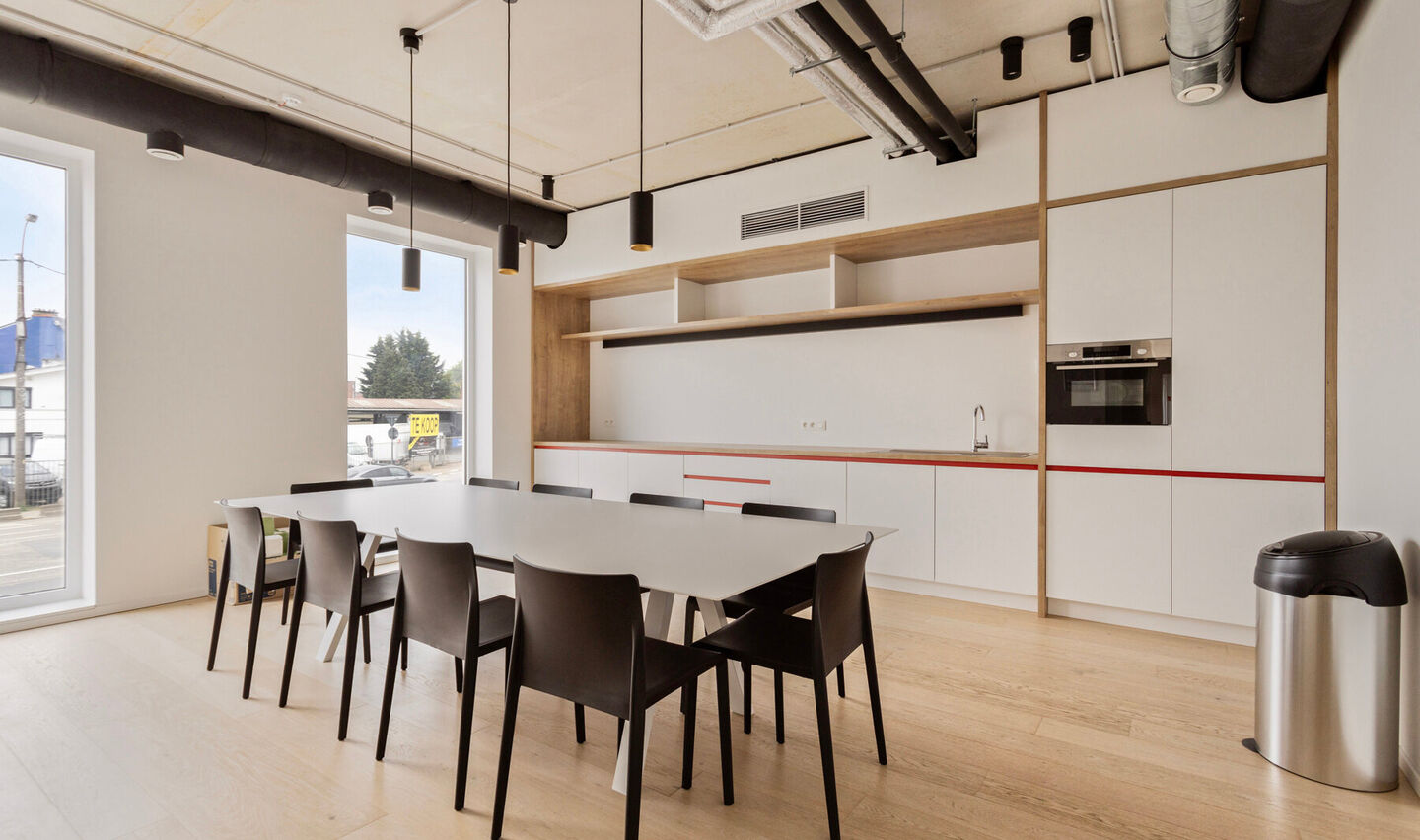Bureaux &agrave; vendre &agrave; Sint-Pieters-Leeuw