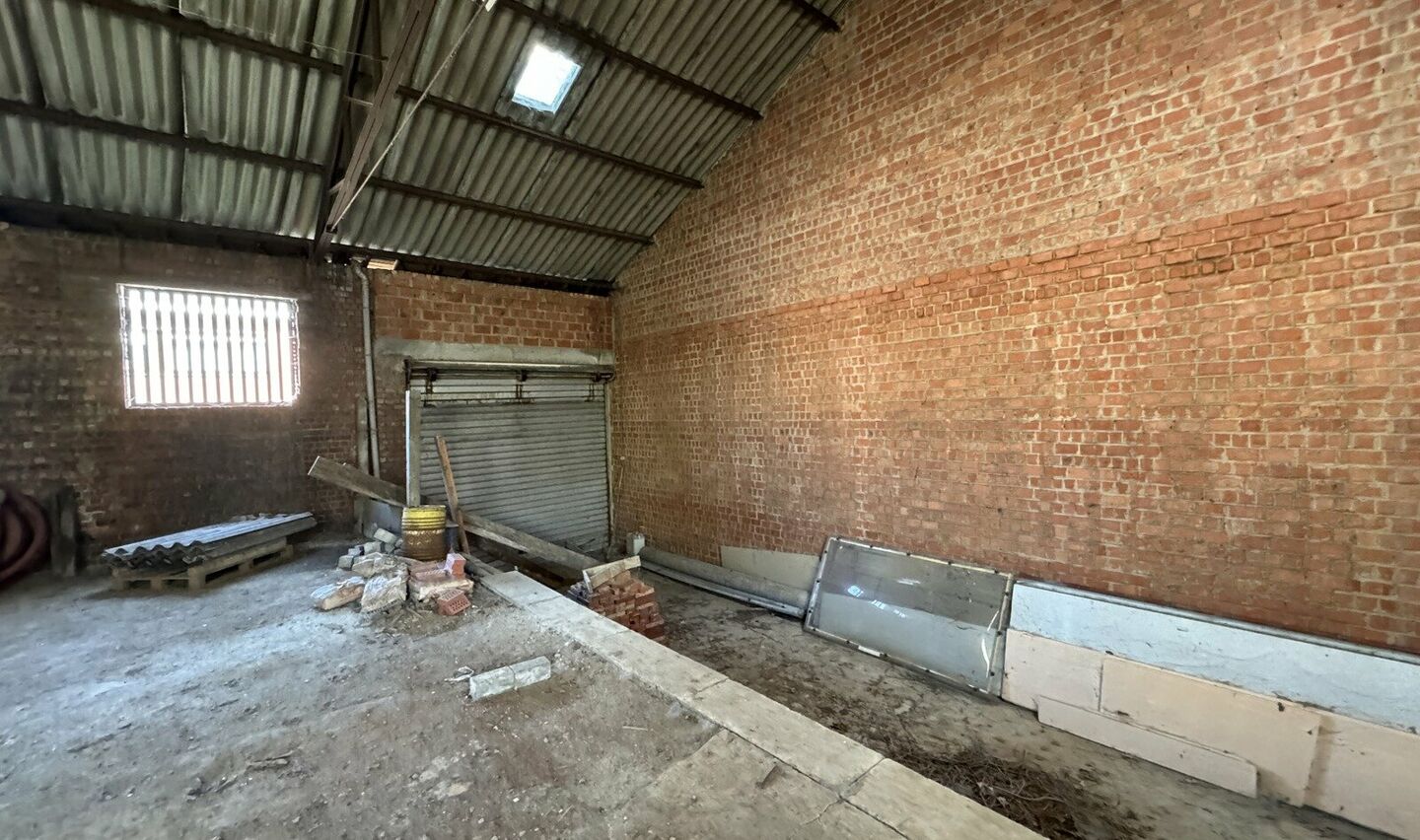 Entrepôt à vendre à Halle