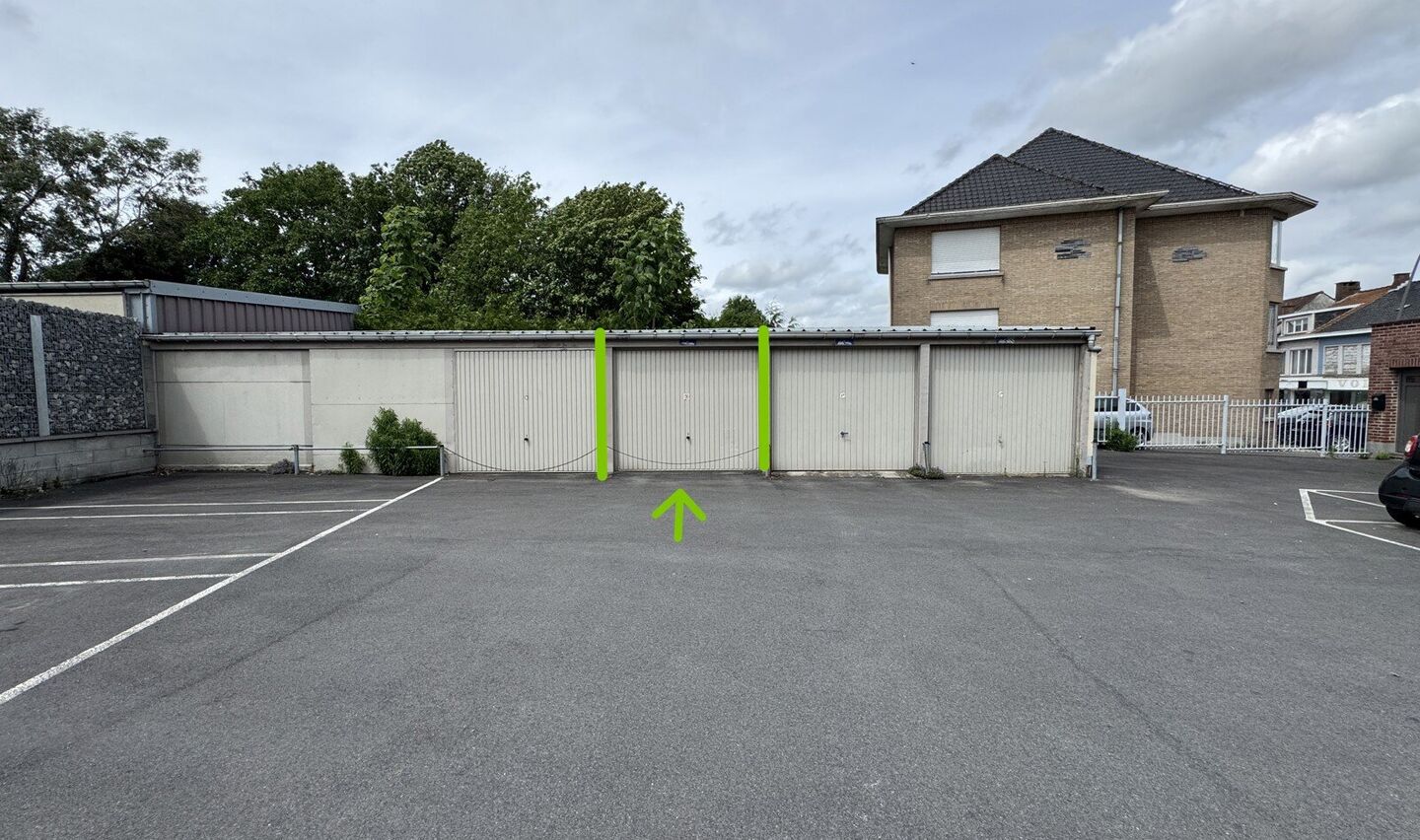 Garage (ferme) &agrave; louer &agrave; Sint-Pieters-Leeuw