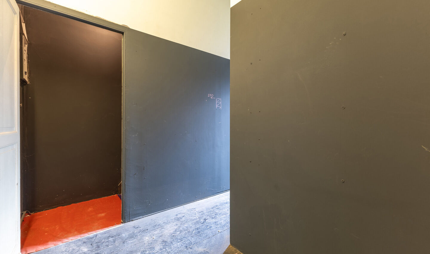 Gebouw voor gemengd gebruik te koop in Halle