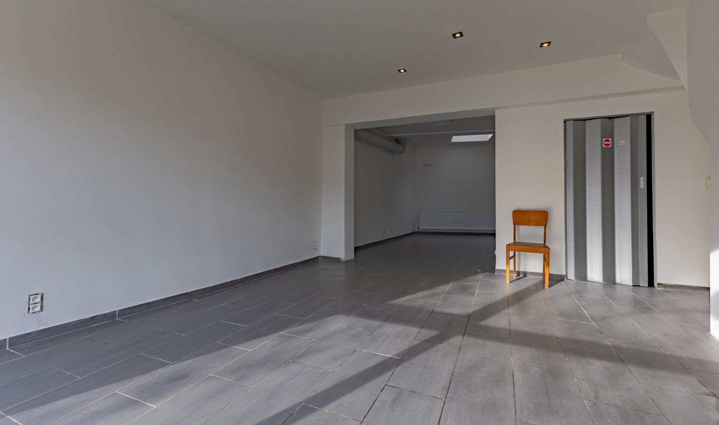 Gebouw voor gemengd gebruik te koop in Halle