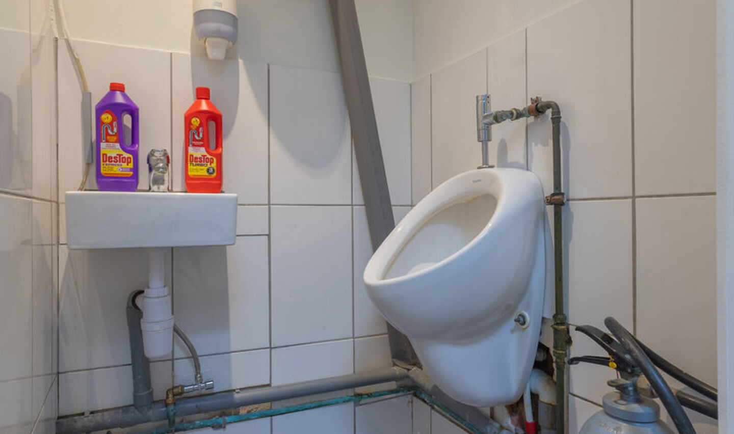 Gebouw voor gemengd gebruik te koop in Halle