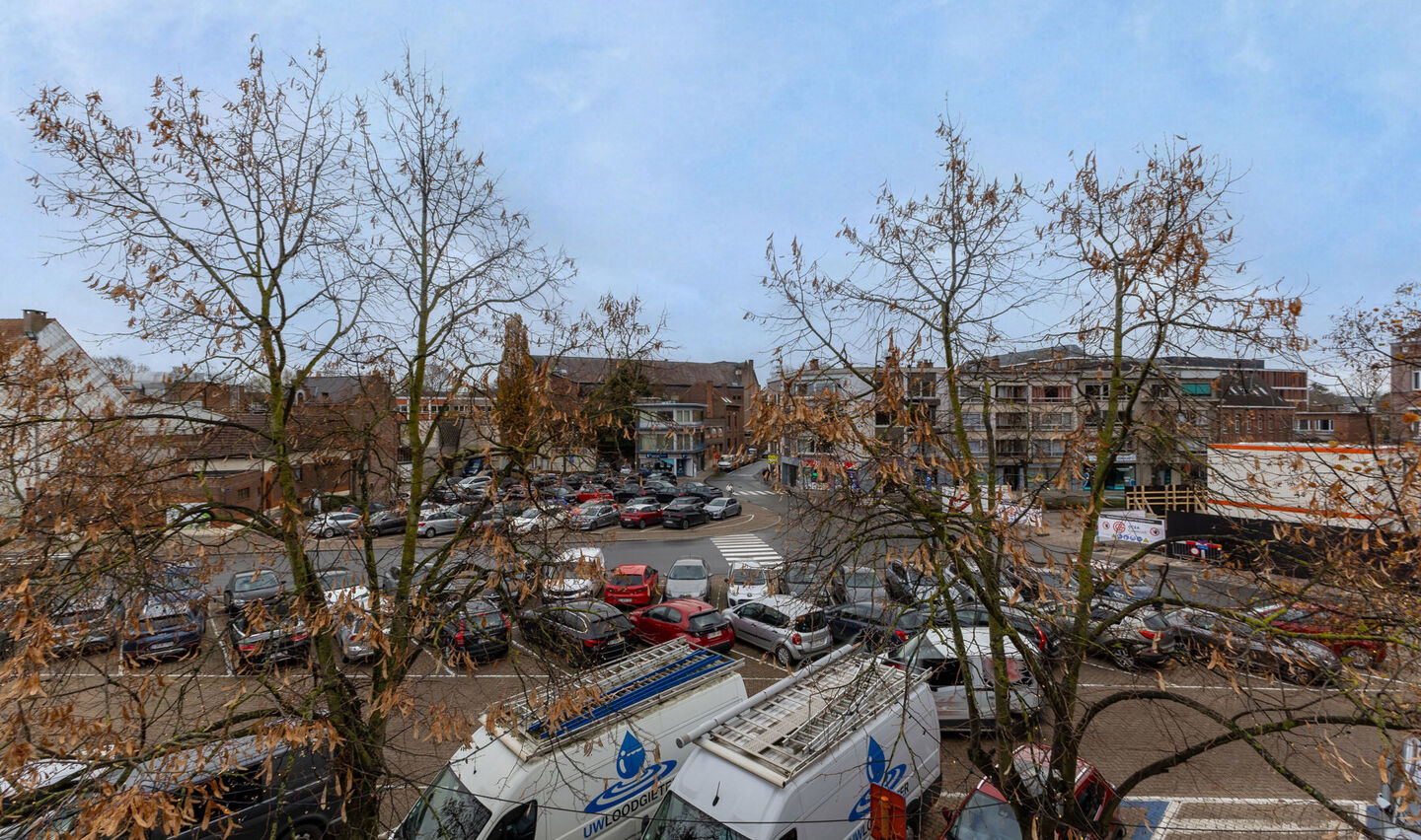 Gebouw voor gemengd gebruik te koop in Halle