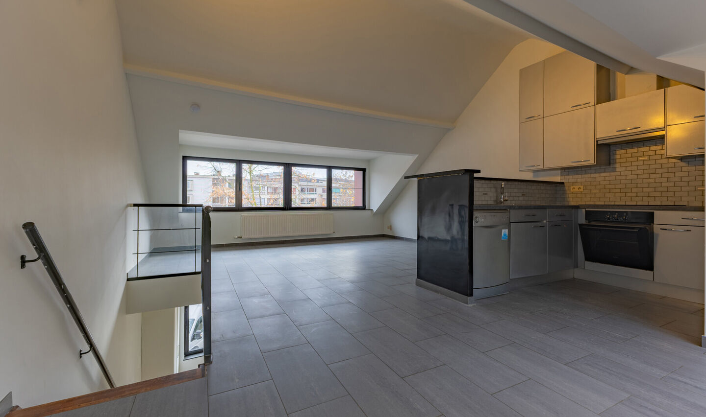 Gebouw voor gemengd gebruik te koop in Halle