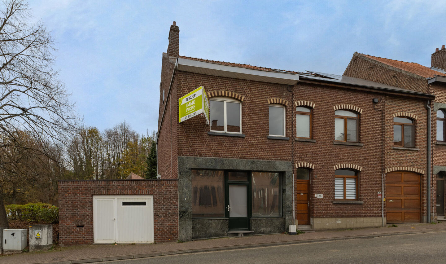 Gebouw voor gemengd gebruik te koop in Sint-Genesius-Rode
