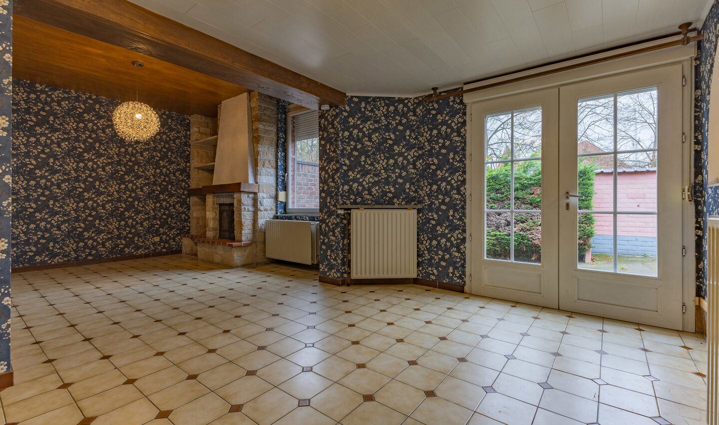Gebouw voor gemengd gebruik te koop in Sint-Genesius-Rode