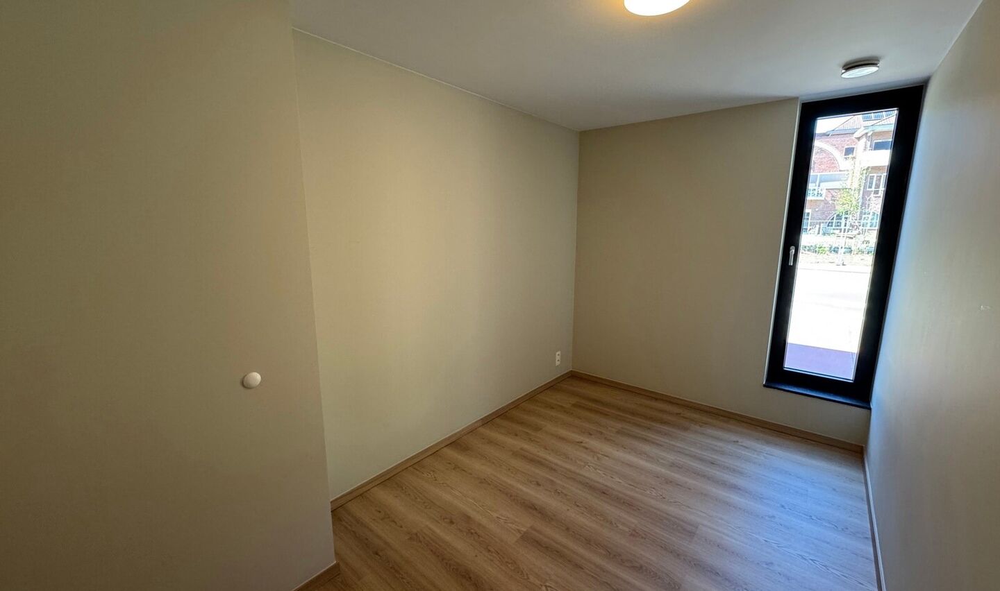 Gelijkvloerse verdieping te huur in Halle