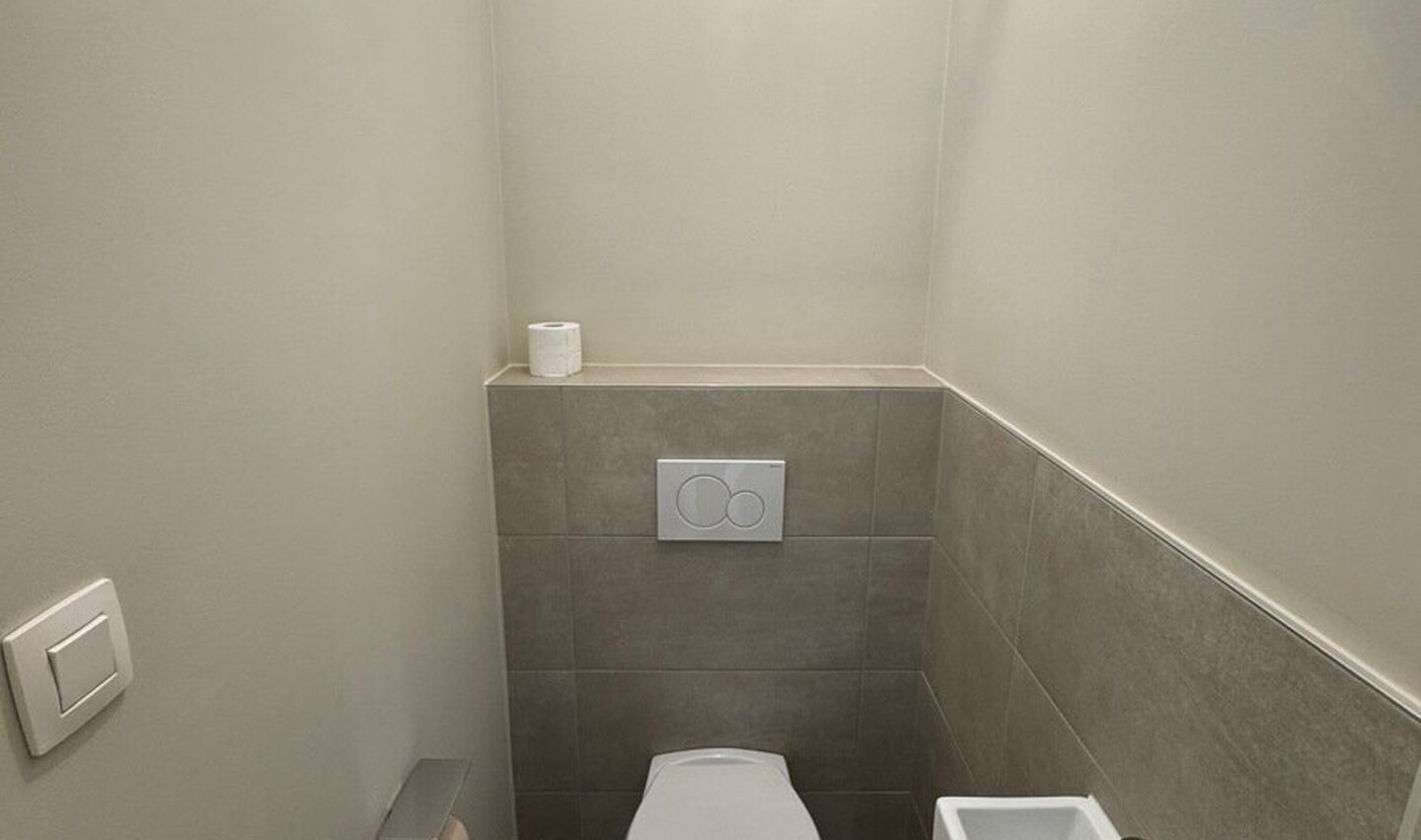 Gelijkvloerse verdieping te huur in Halle