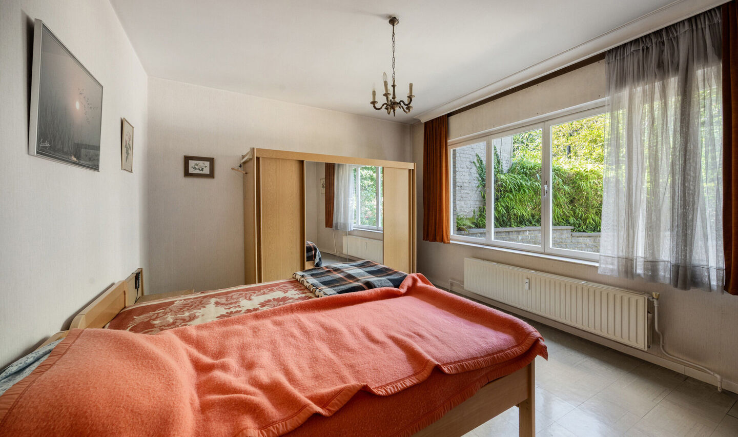 Gelijkvloerse verdieping te koop in Anderlecht