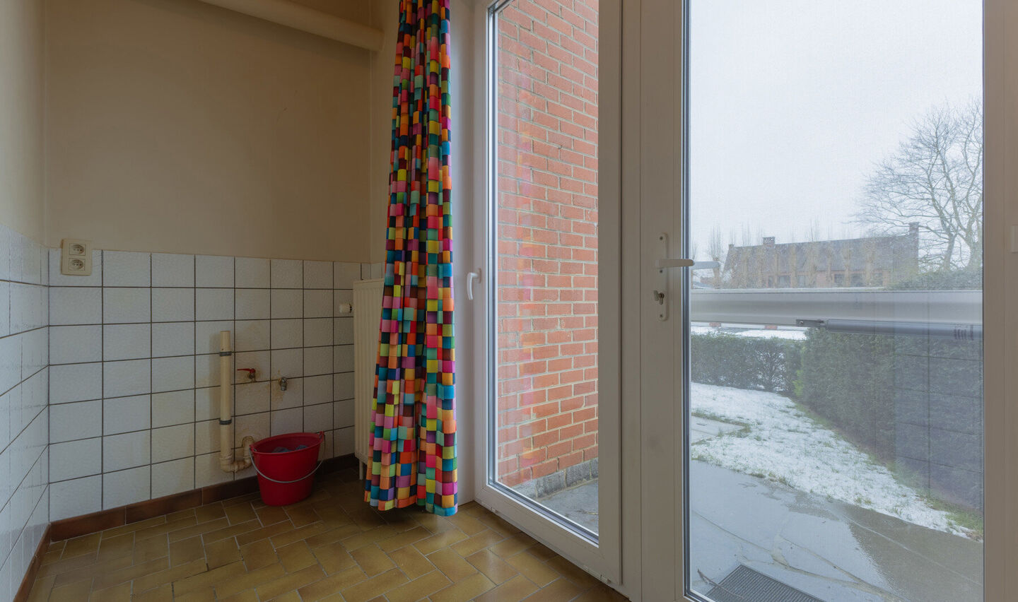 Gelijkvloerse verdieping te koop in Sint-Pieters-Leeuw