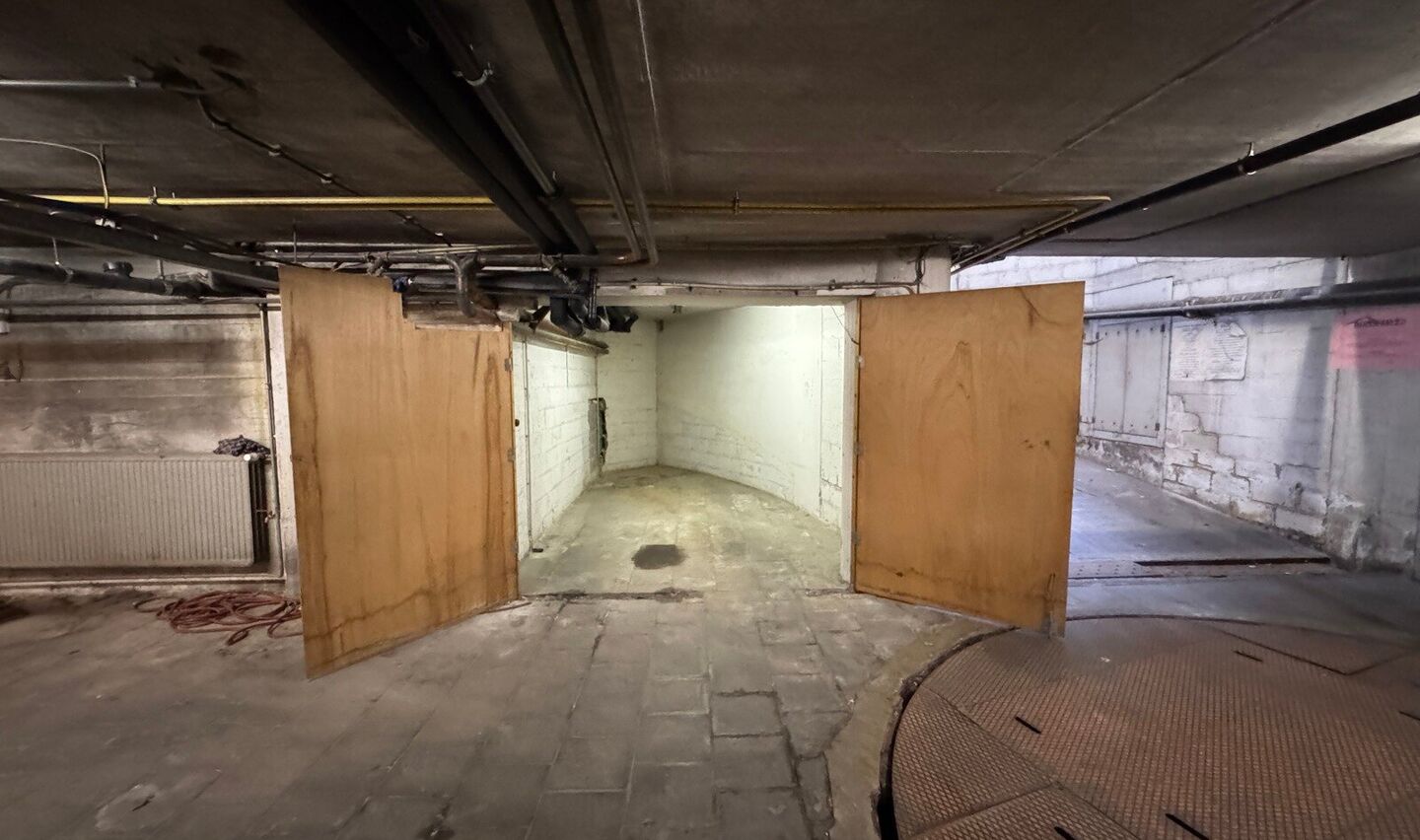 Gesloten garagebox te koop in Anderlecht