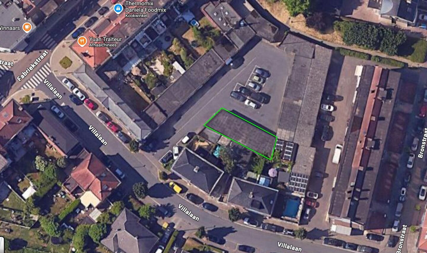 Gesloten garagebox te koop in Sint-Pieters-Leeuw Ruisbroek