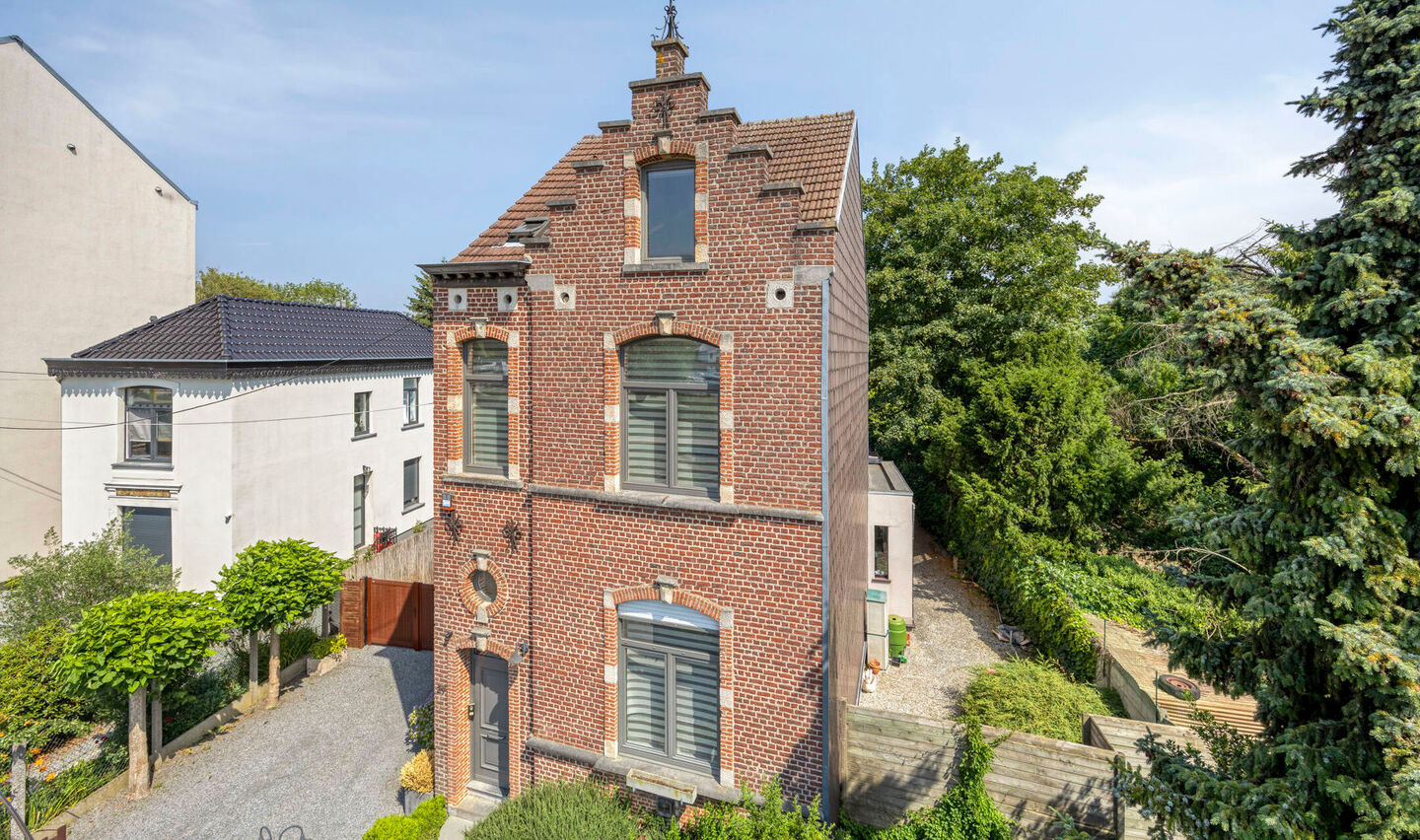 Herenhuis te koop in Sint-Pieters-Leeuw