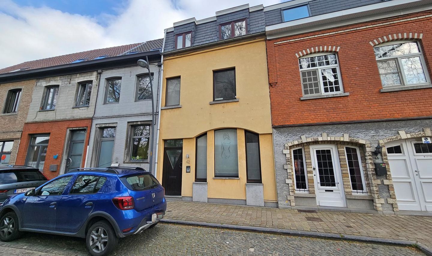 OPTIE Centraal gelegen woning met vier slaapkamers – Immo Pické