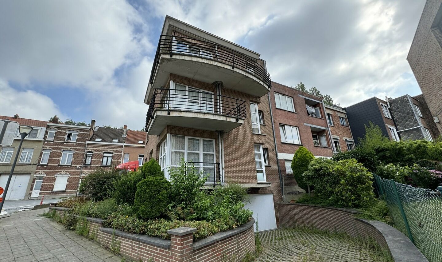 Immeuble à appartements à vendre à Anderlecht