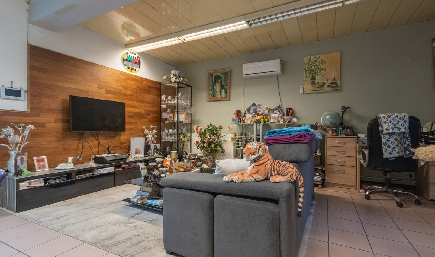 Immeuble mixte &agrave; vendre &agrave; Anderlecht