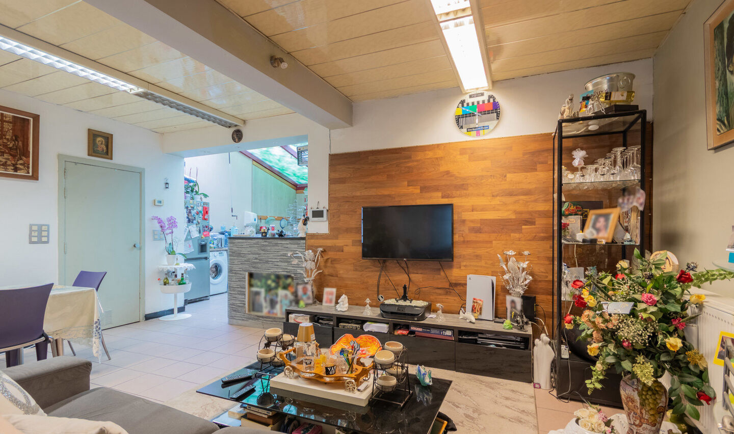 Immeuble mixte &agrave; vendre &agrave; Anderlecht