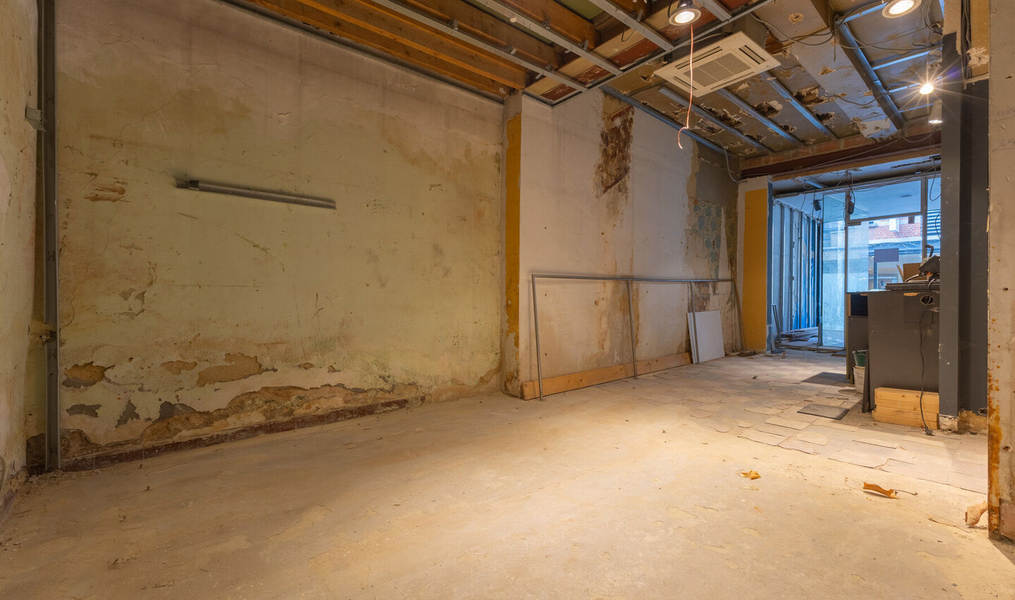 Immeuble mixte &agrave; vendre &agrave; Halle