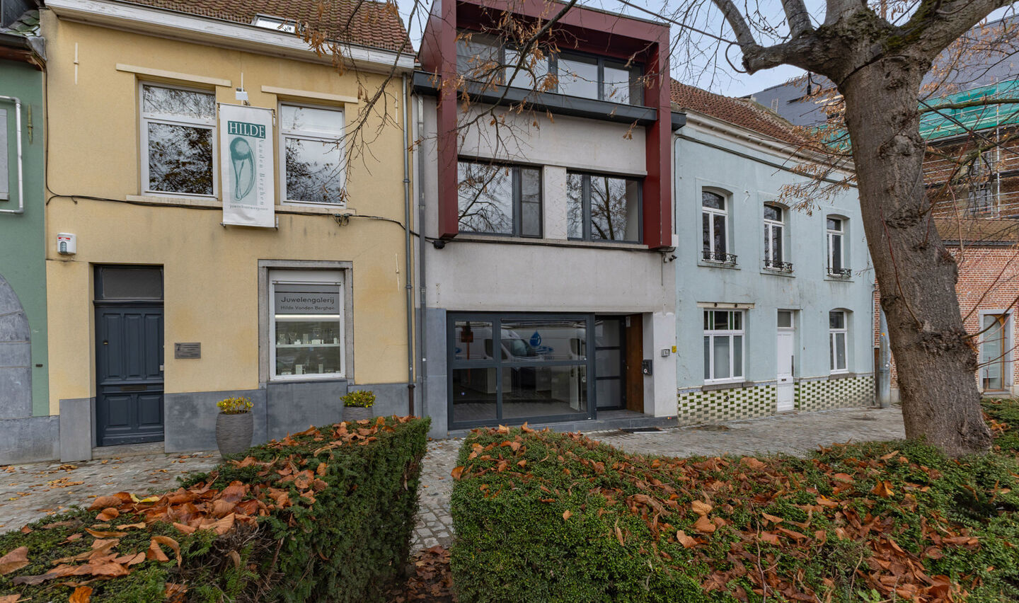Immeuble mixte &agrave; vendre &agrave; Halle