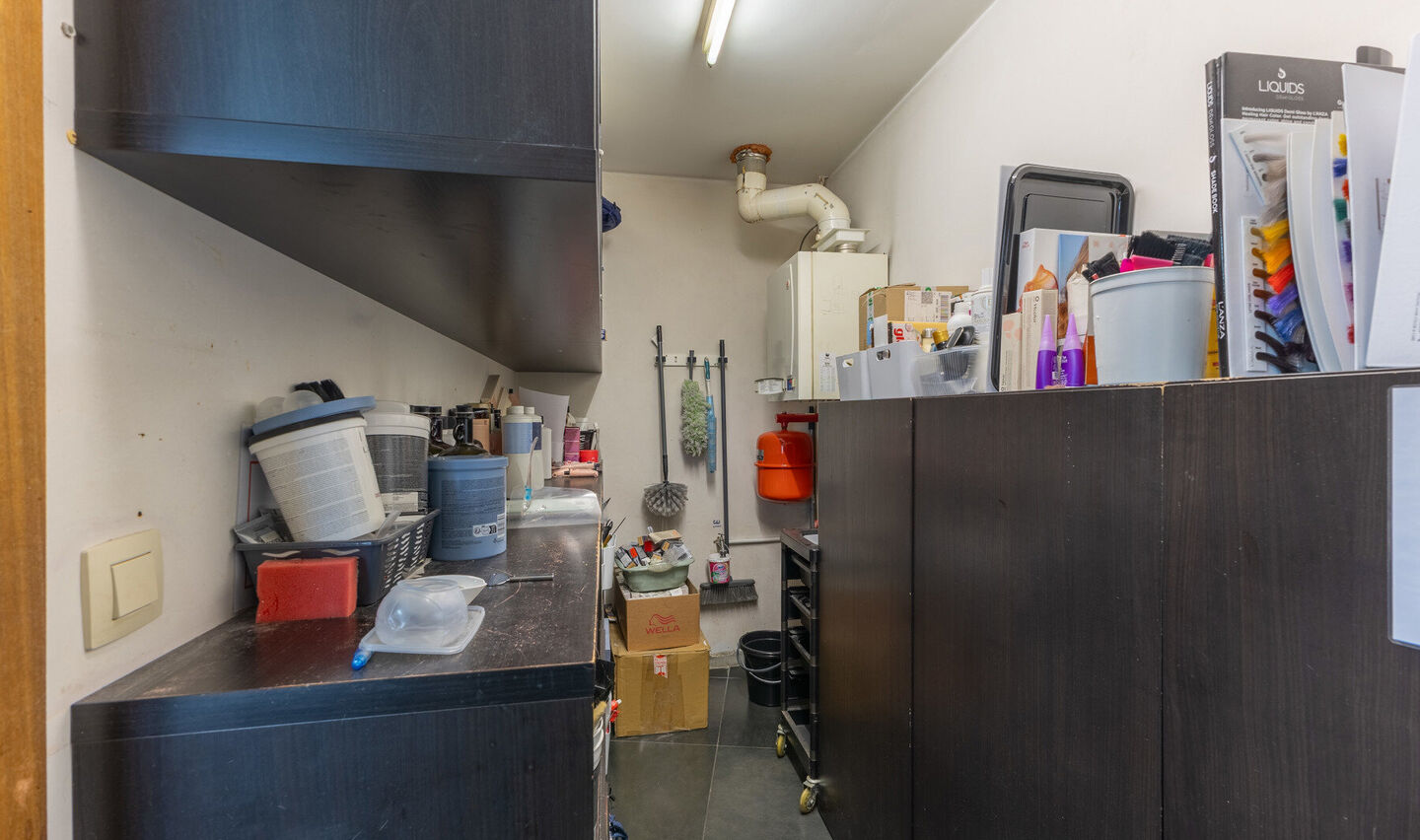 Individuele handelszaak te huur in Halle