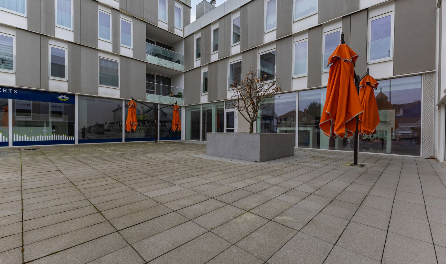 Individuele handelszaak te koop in Sint-Pieters-Leeuw