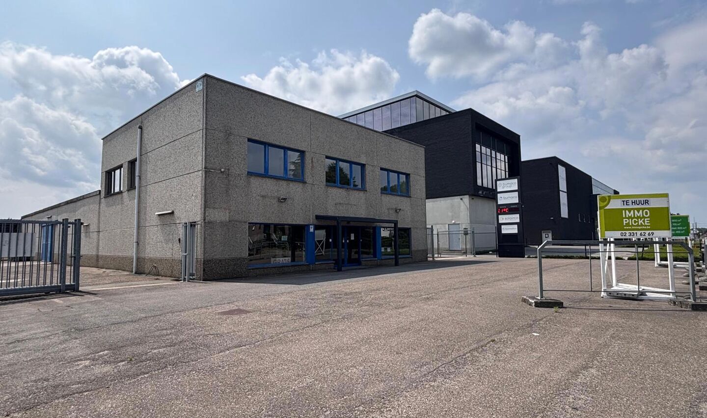 Industrieel gebouw te huur in Rotselaar